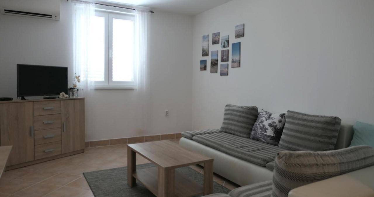 Apartment Leida 1 메덜린 외부 사진